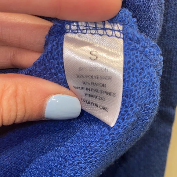 Check & Stripe Cropped Blue V-neck Sweatshirt Size: S - Picture 3 of 7